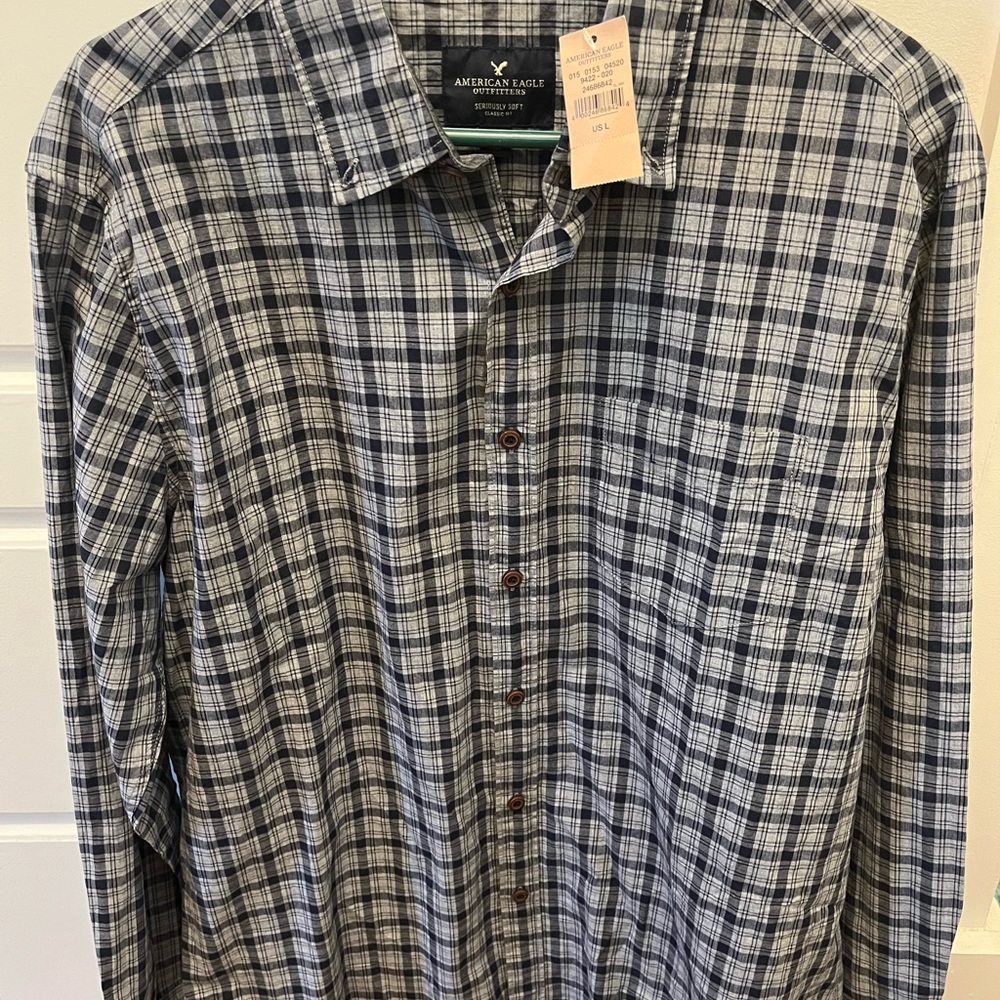 American Eagle Shirt- Mens large